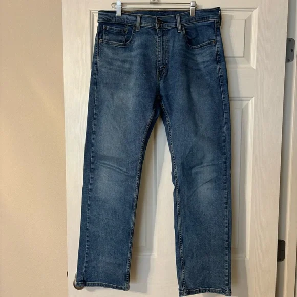 Levi’s 506 Men’s Straight Leg Jeans Size 33X30 Medium Wash - Picture 1 of 15